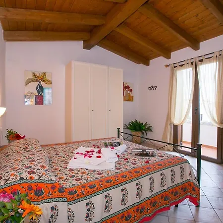 Sleeps 7 Air Con