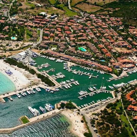 Sleeps 7 Air Con * Budoni